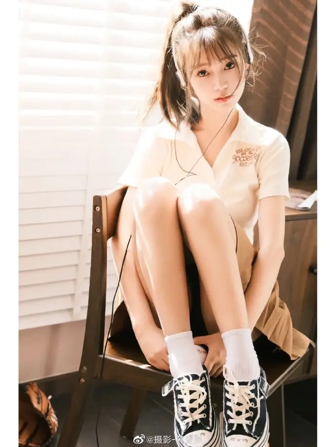 用户手机满屏推送通知截图